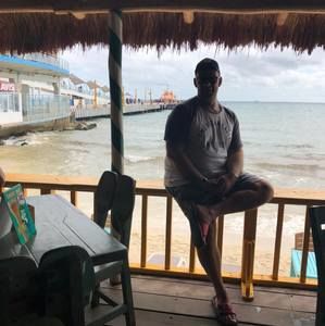 Meet your Posher, Robert